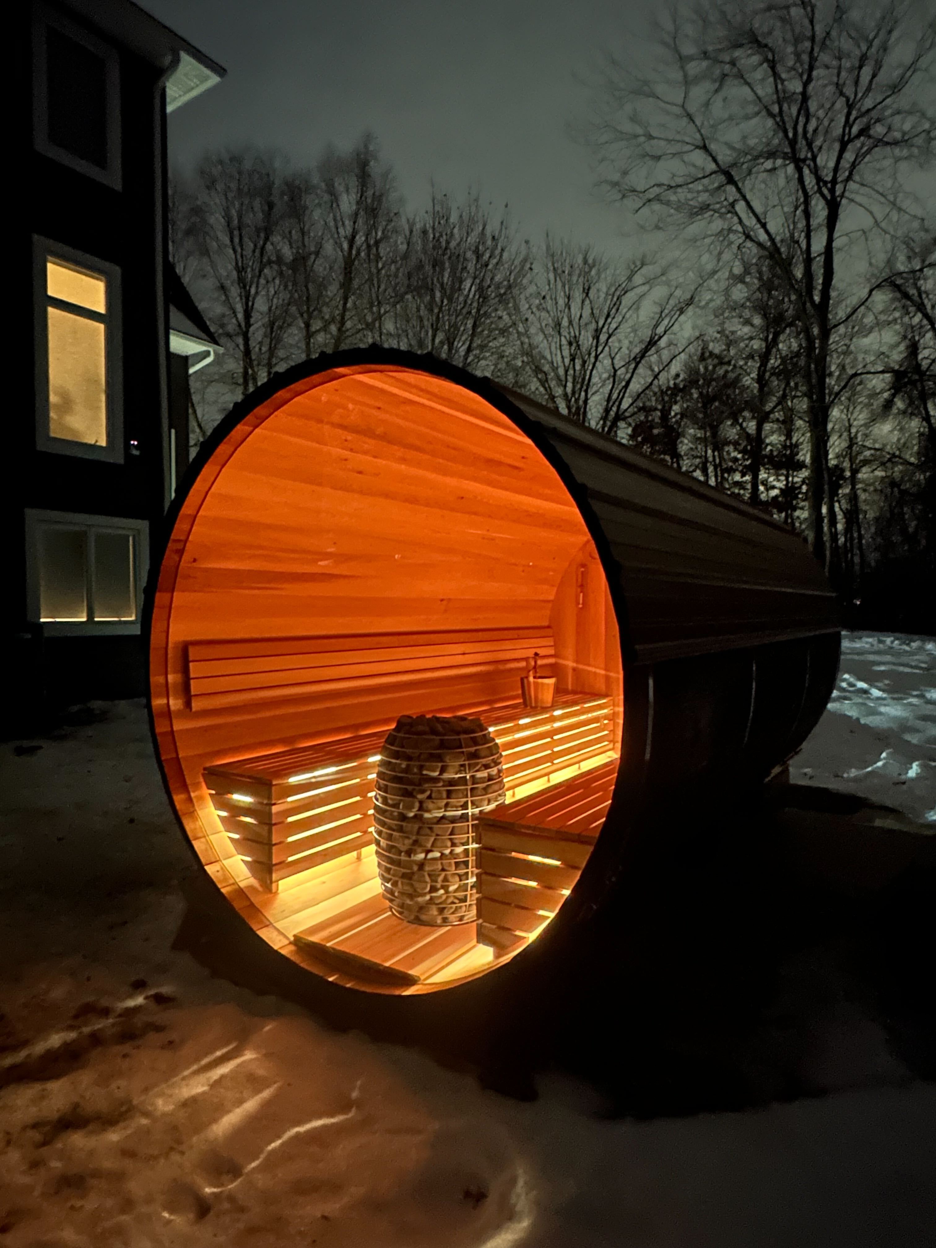 How to Use a Sauna: Complete Beginner's Guide